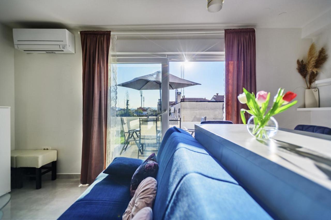 Holiday Apartment Zadar - With Summer Balcony And Parking Exterior foto